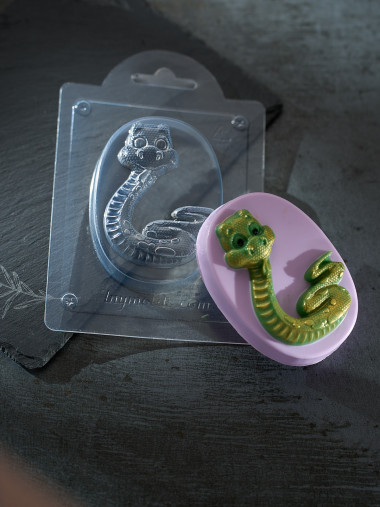 Маленькая змейка форма пластиковая — ANYMOLDS ПРОИЗВОДСТВО ПЛАСТИКОВЫХ ФОРМ ДЛЯ МЫЛА, ШОКОЛАДА, ГИПСА