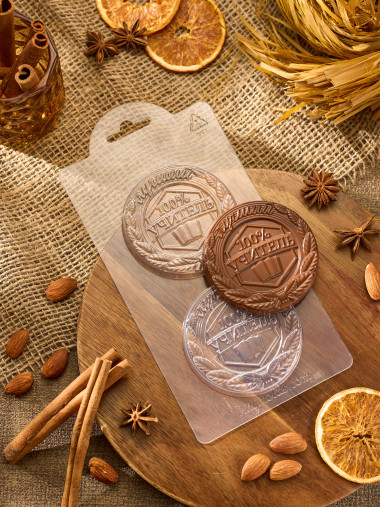 100% Лучший учитель! Форма пластиковая для шоколадной медали — ANYMOLDS ПРОИЗВОДСТВО ПЛАСТИКОВЫХ ФОРМ ДЛЯ МЫЛА, ШОКОЛАДА, ГИПСА