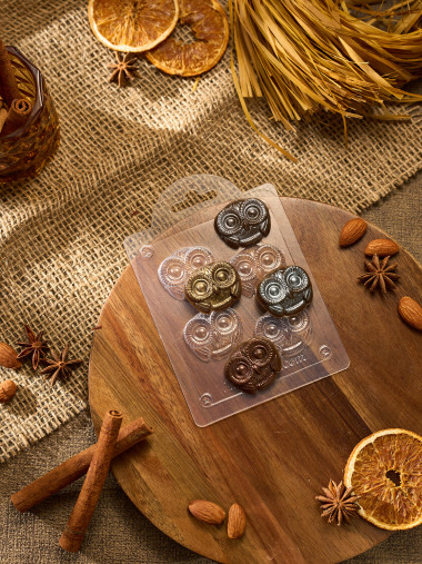 Совушка мини форма пластиковая — ANYMOLDS ПРОИЗВОДСТВО ПЛАСТИКОВЫХ ФОРМ ДЛЯ МЫЛА, ШОКОЛАДА, ГИПСА