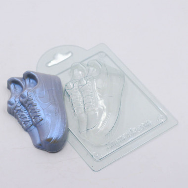 Модные кроссовки форма пластиковая — ANYMOLDS ПРОИЗВОДСТВО ПЛАСТИКОВЫХ ФОРМ ДЛЯ МЫЛА, ШОКОЛАДА, ГИПСА