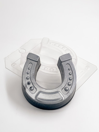 Подкова форма пластиковая для мыла и шоколада — ANYMOLDS ПРОИЗВОДСТВО ПЛАСТИКОВЫХ ФОРМ ДЛЯ МЫЛА, ШОКОЛАДА, ГИПСА